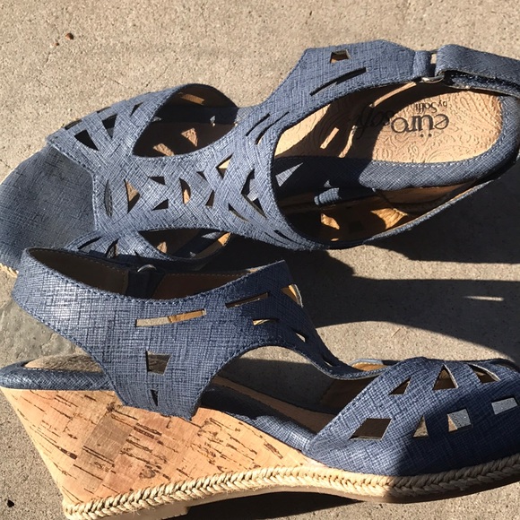 Wedges - Picture 2 of 3